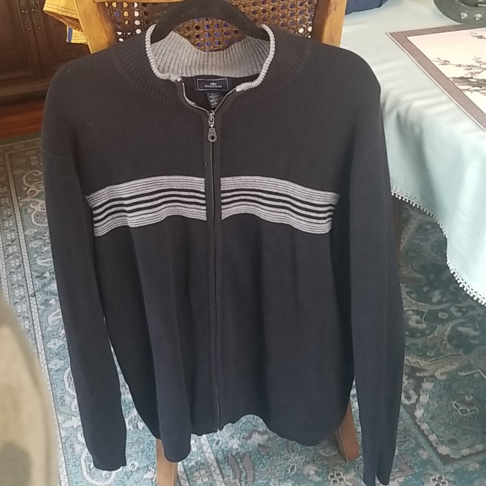 Docker's Men's Zip up sweater